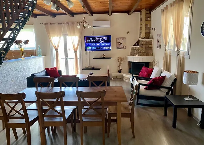 Themis Apartment